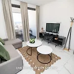 Apartament Lazuli & Seaview Larnaca