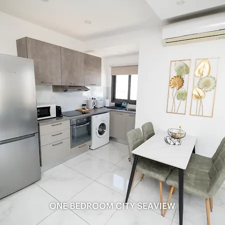 Lazuli & Seaview شقة