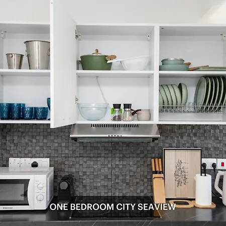 شقة Lazuli & Seaview لارنكا