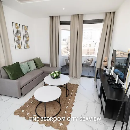 Lazuli & Seaview Apartment *