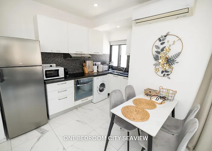 Lazuli & Seaview Apartmán