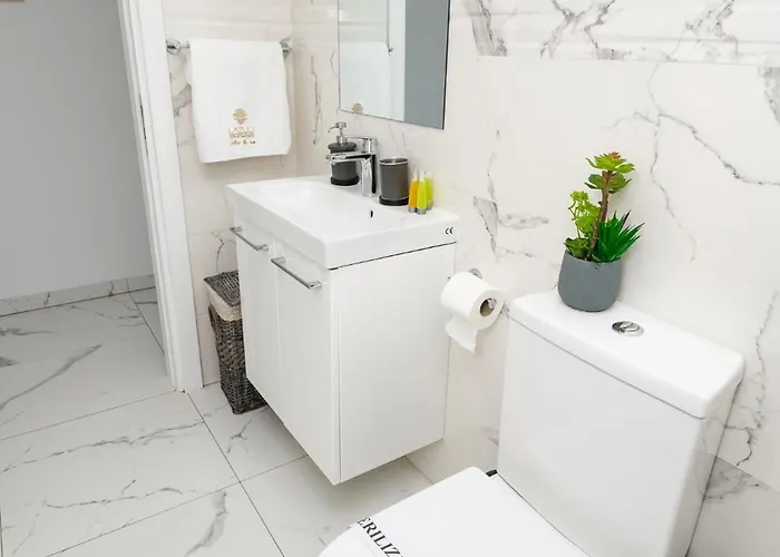 Lazuli & Seaview * ラルナカ