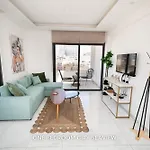 Lazuli & Seaview * ラルナカ